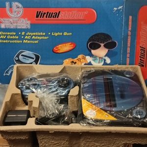 US Virtual Station Console Set New